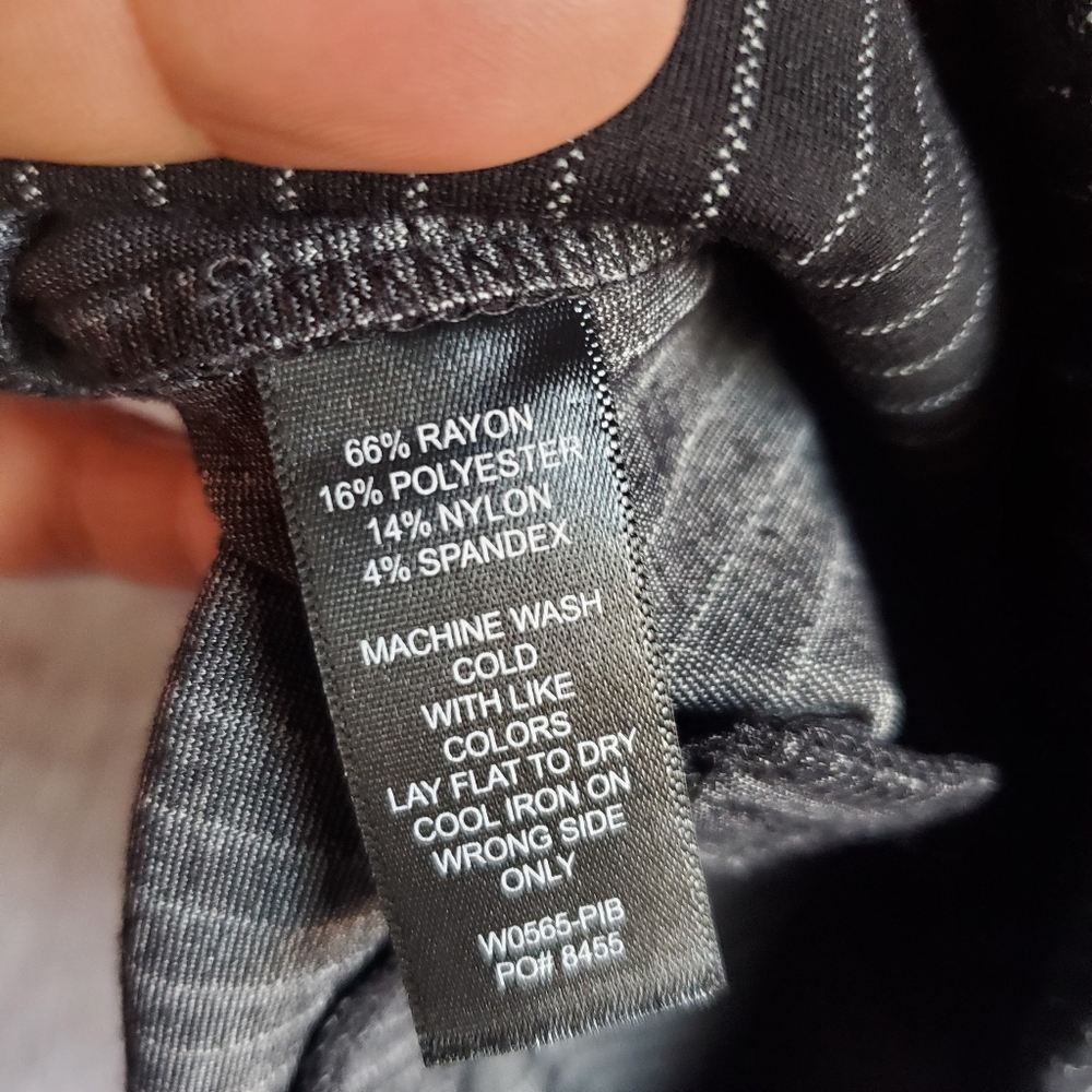 Betabrand Black Pinstripe Flare Yoga Pants Pull-on Stretchy Preppy Mid-rise Med - Picture 7 of 11